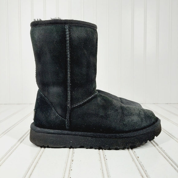 UGG Black Suede Leather Sheepskin Pull On Mid Calf Classic Boots E943 - Picture 5 of 12